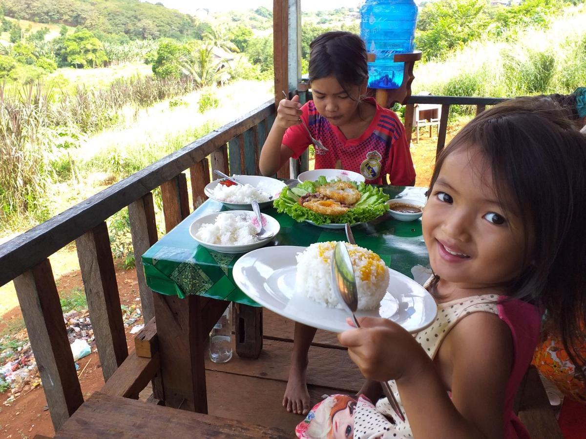 Srey Leap Homestay Banlung Экстерьер фото